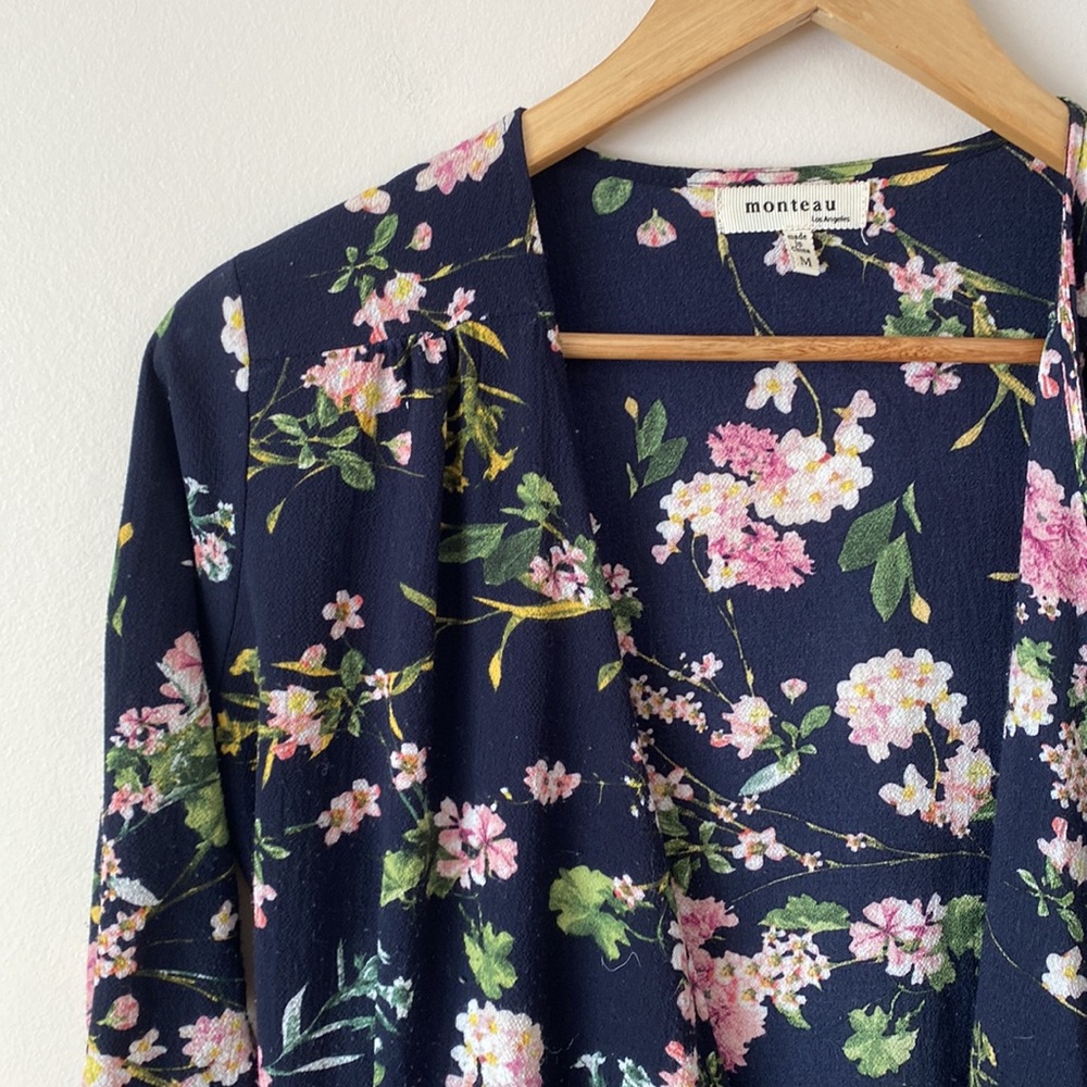 ❤️3 for $30❤️ Floral Long sleeve Cardigan Navy Blue with Pink Flowers - Picture 3 of 6